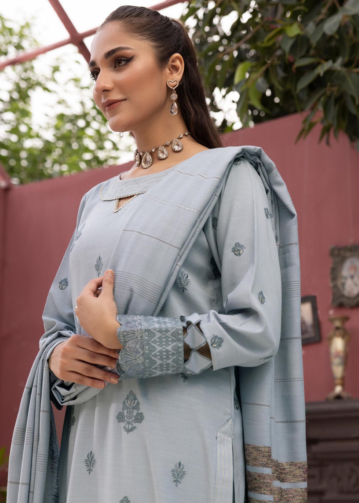 Diyar-E-Dil DL-23 : Unstitched Embroidered Dhanak 3PC - Kleren