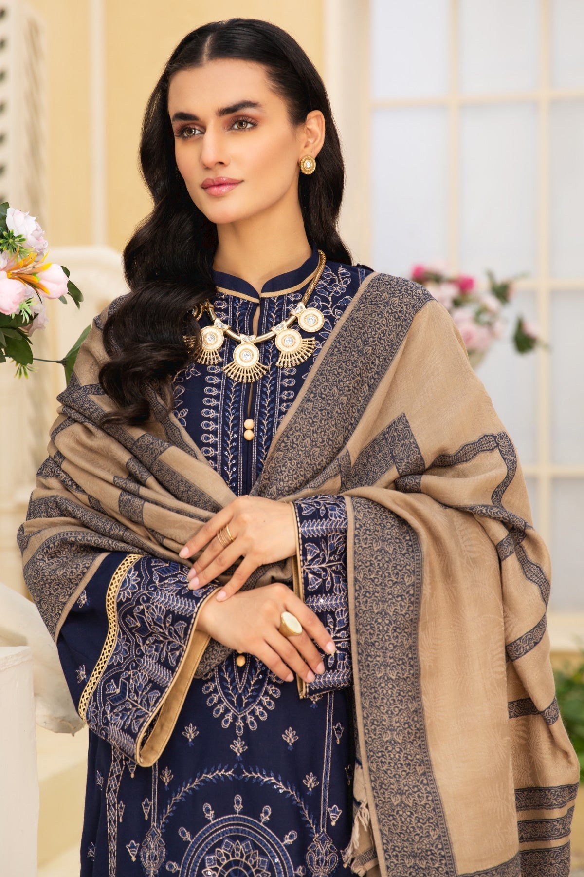 Shafaq SQ-34 : Luxury Embroidered Dhanak 3PC - Kleren