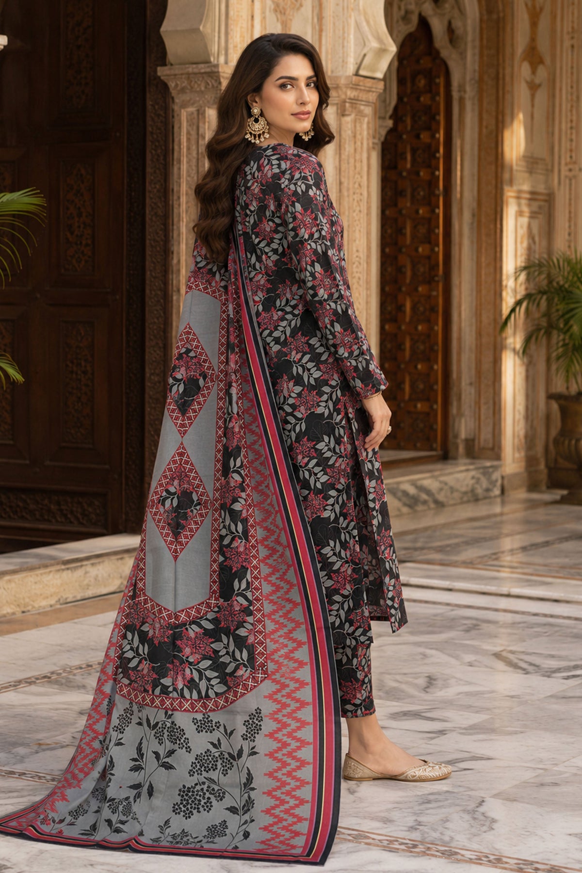 Farda F-37 : Digital Printed Doria Lawn 3 Piece