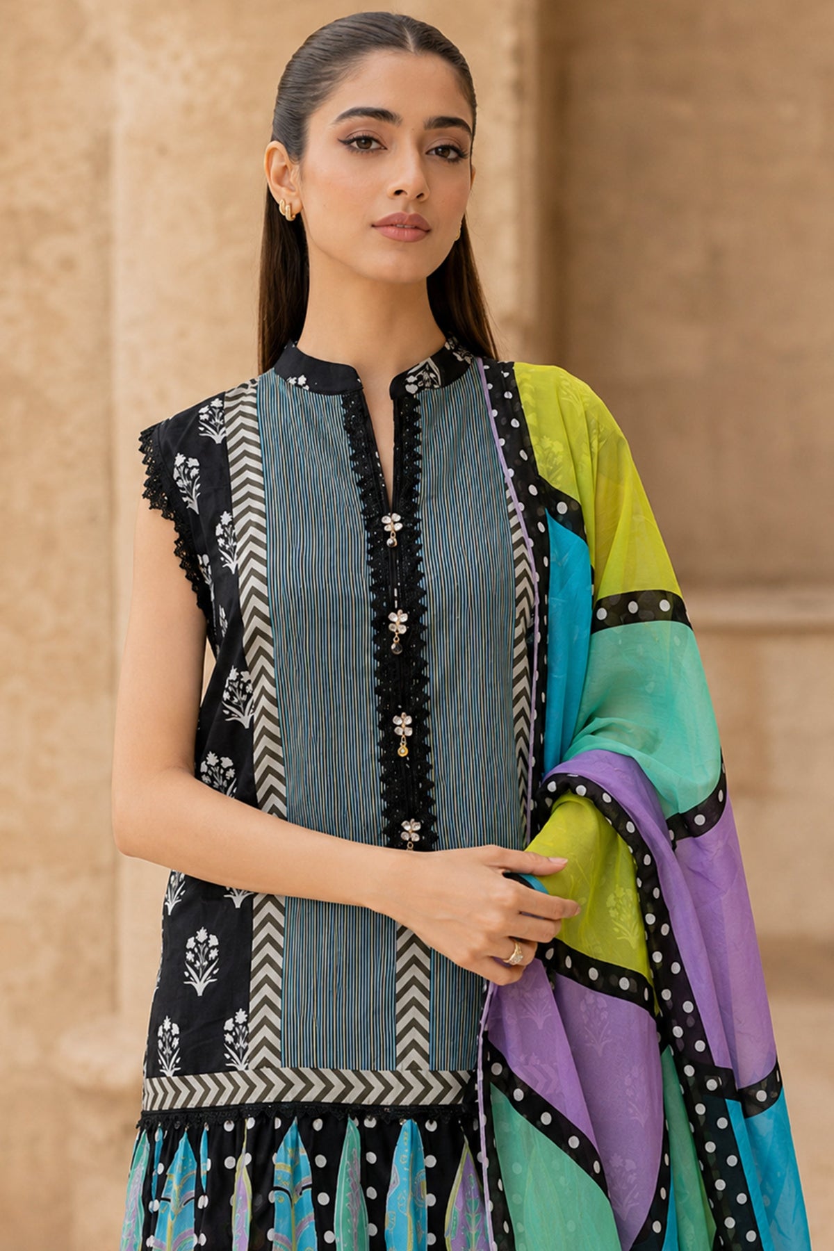 Hermosa H-12 : Digital Printed Lawn 3 Piece