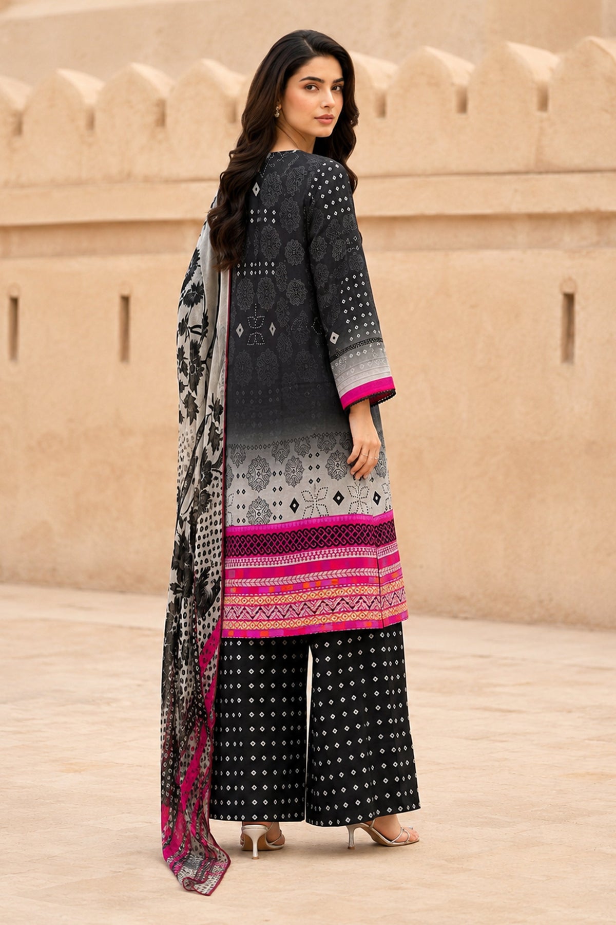 Hermosa H-14 : Digital Printed Lawn 3 Piece
