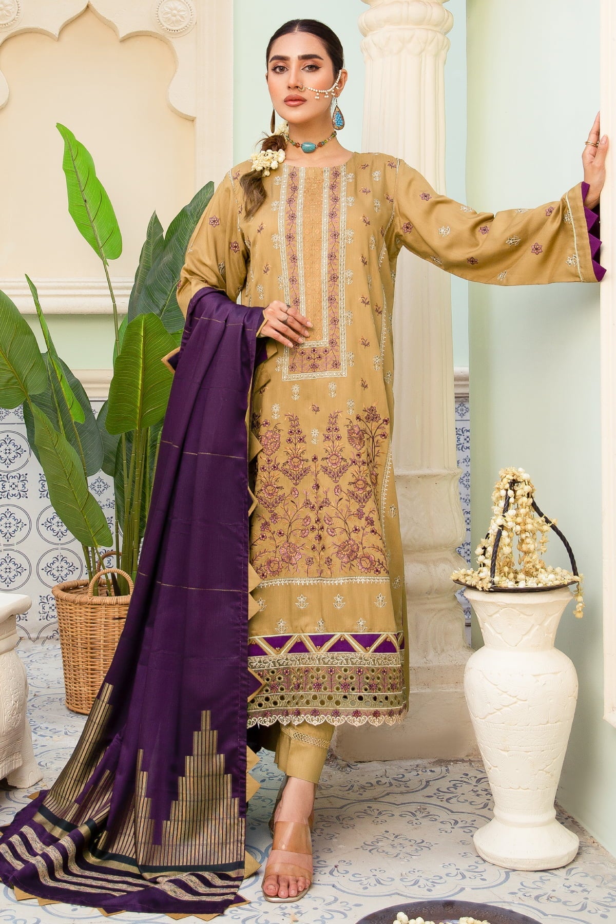 Imroz I-15 : Embroidered Viscose 3PC - Kleren