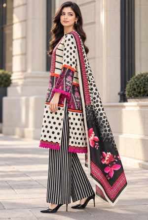 Mehr-O-Maah M-27 digital printed khaddar 3 piece suit