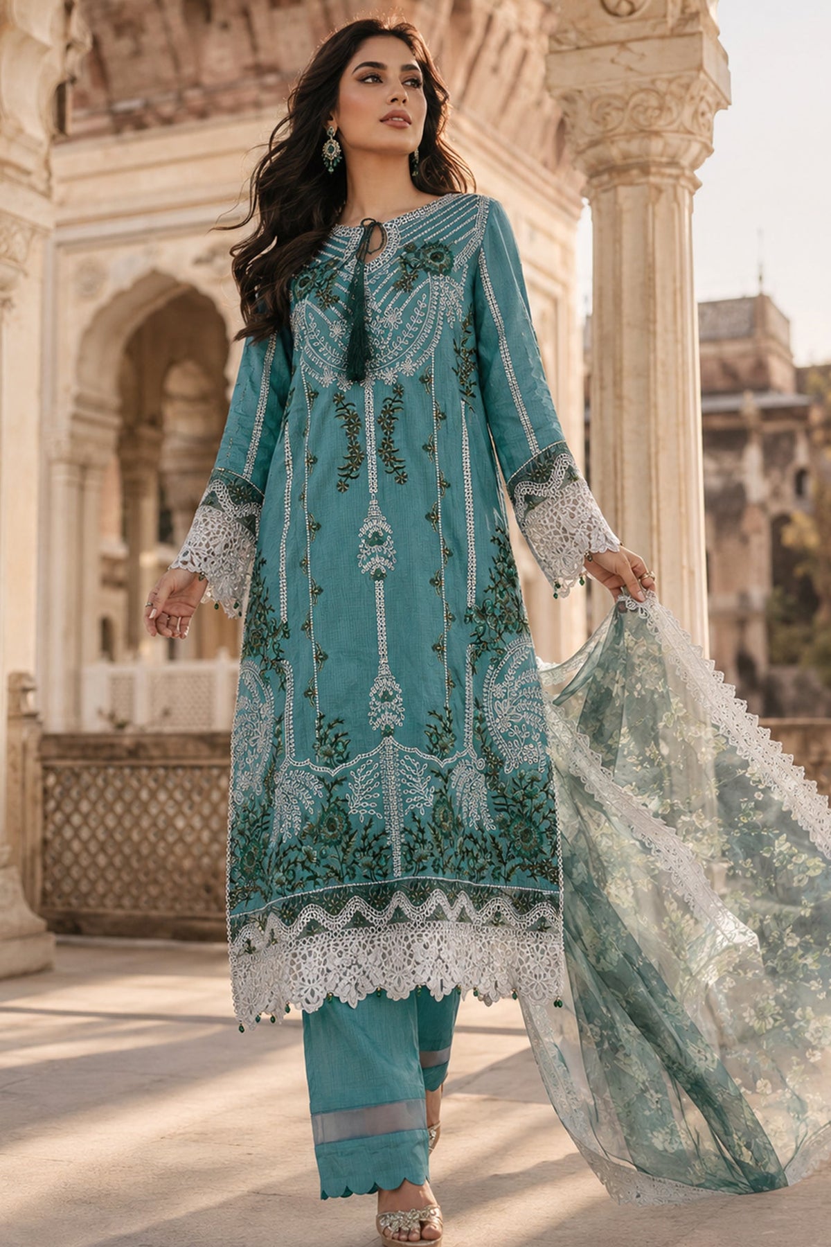 Surkhru S-33 : Embroidered Dobby 3 Piece