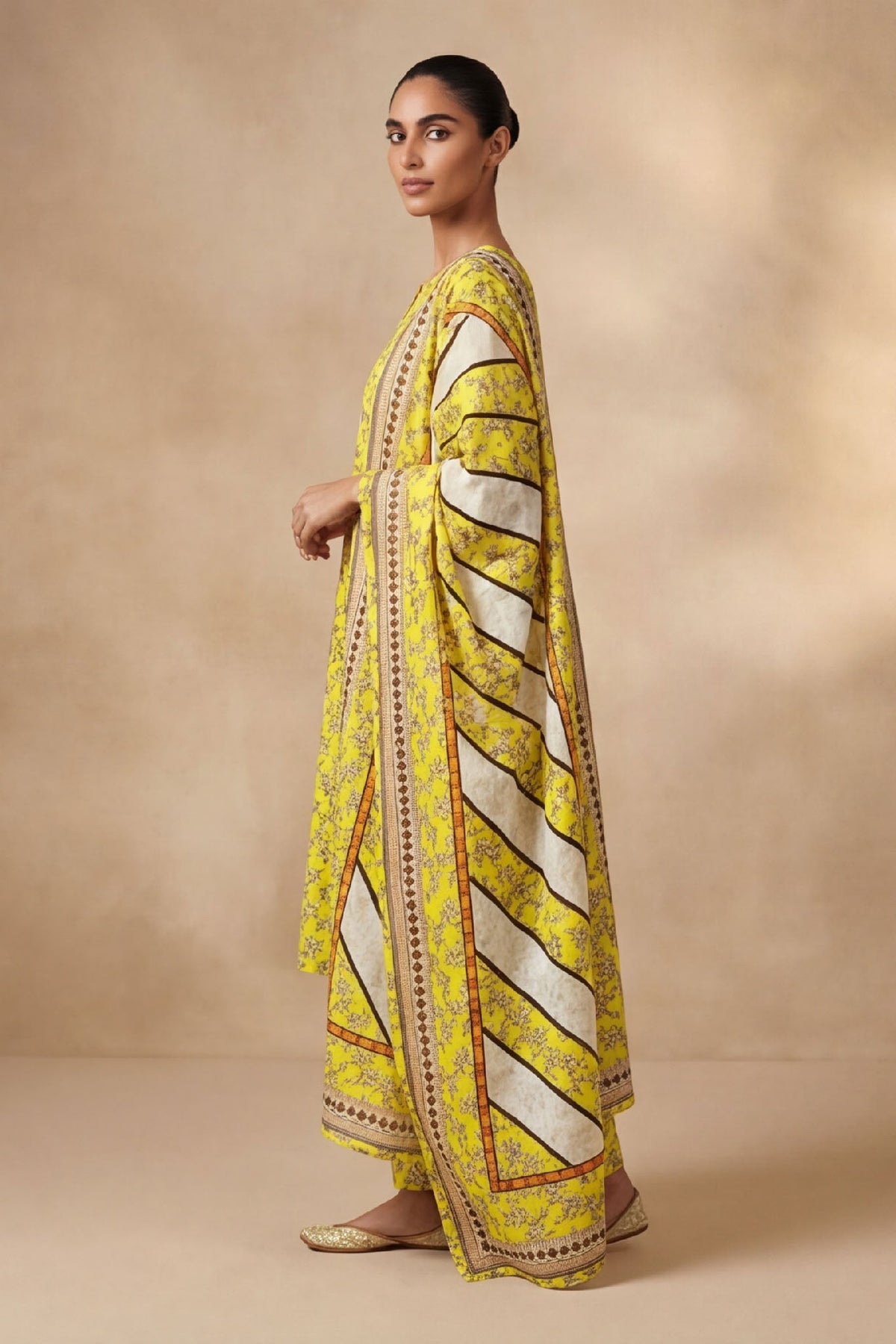 Vasl D-40 : Printed Lawn 3PC - Kleren